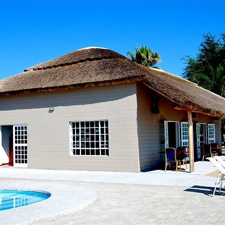Skinny Hippos Lodge Mangochi エクステリア 写真