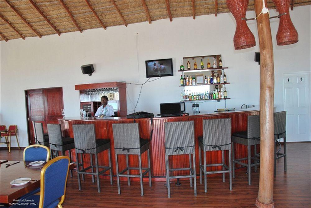 Skinny Hippos Lodge Mangochi エクステリア 写真